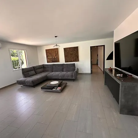 Gournerie 3 Bedrooms Heated Private Pool Apartament *